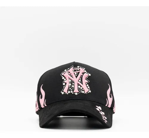 31 HATS YANKEES LOVE PERLAS