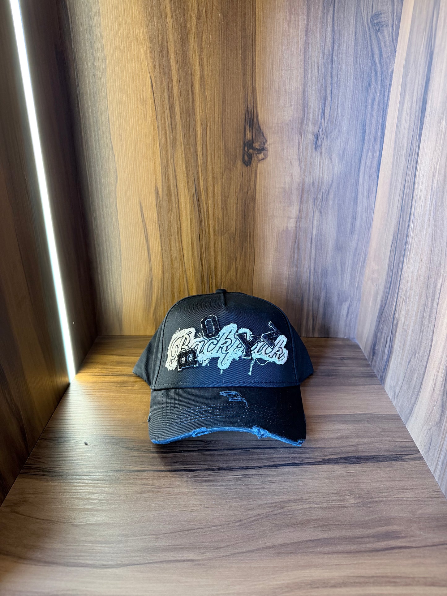 31 HATS BACKPACKBOYZ