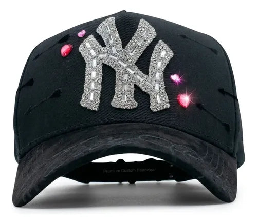 31 HATS NY LOVESTRUCK